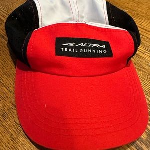 Altra Hat